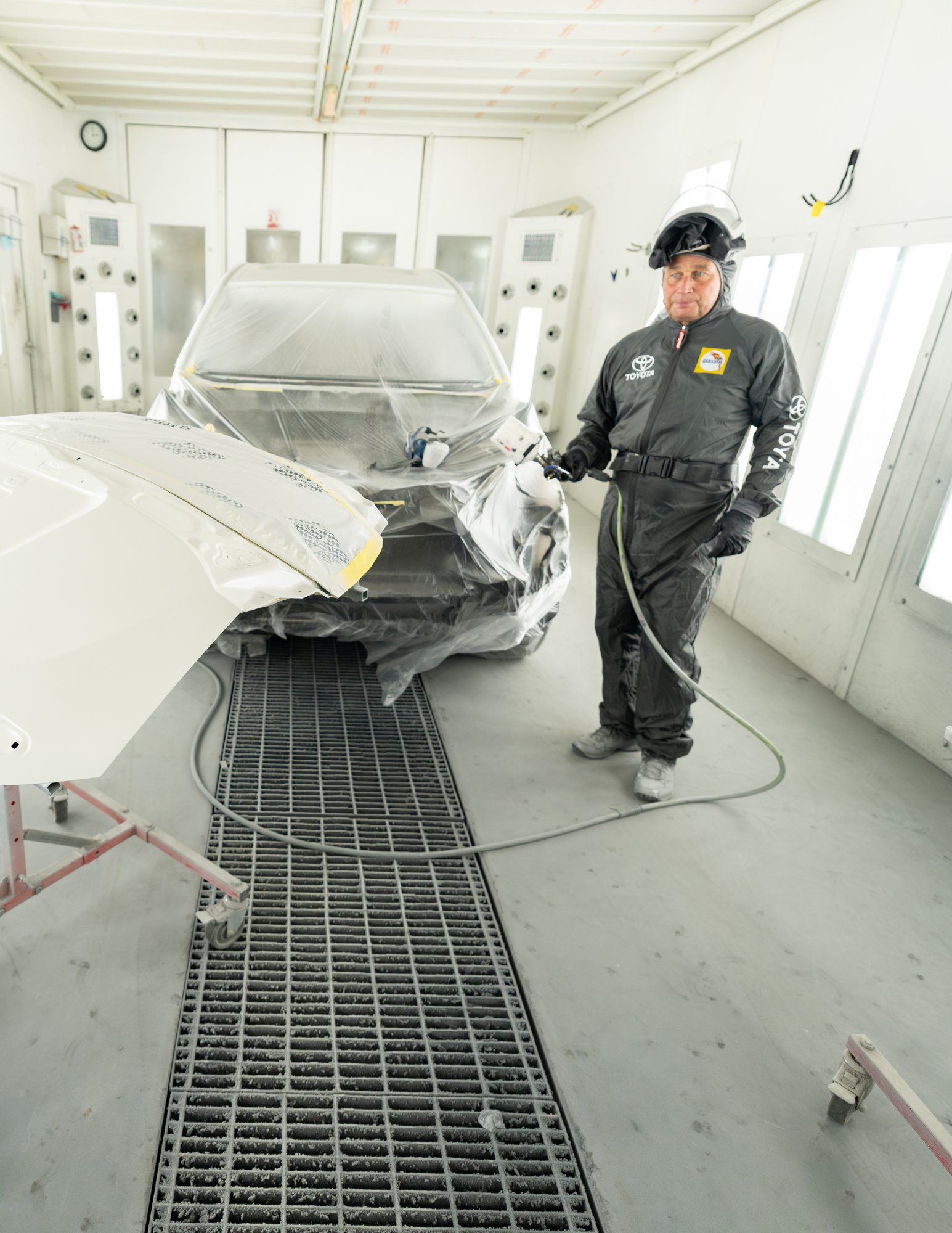 behind-the-repair3